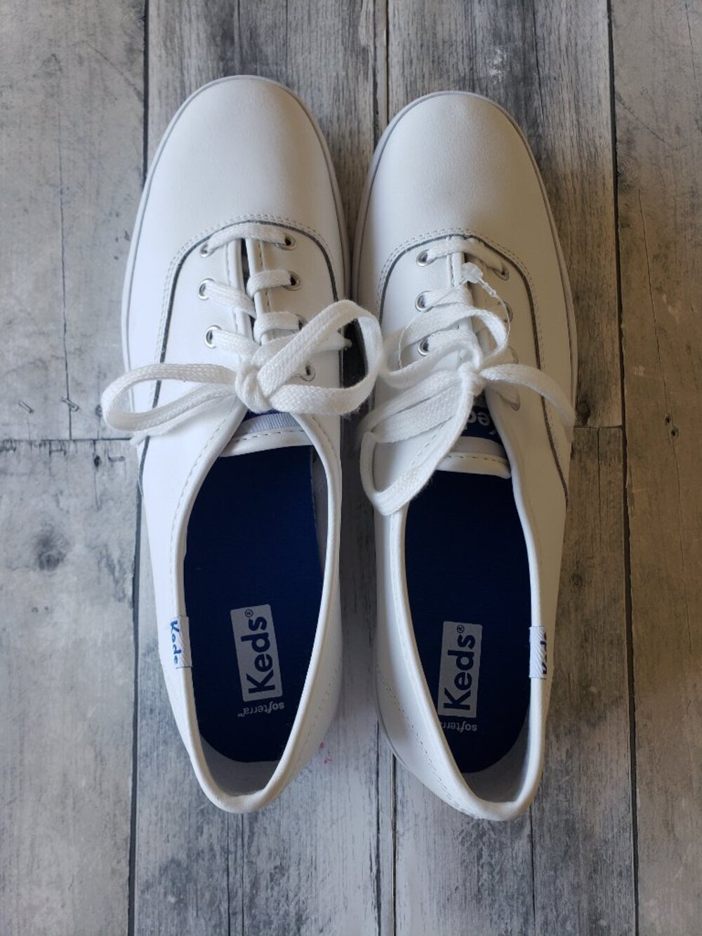 NWOB - Keds Women The Platform Leather White - WH67191 - Size 9 - Picture 3 of 4